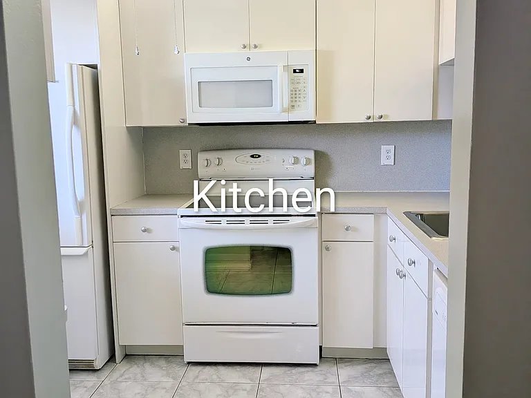 7190 Golf Colony Ct #104 — Photo 8