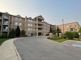 481 Rupert Ave #307, Whitchurch Stouffville, ON L4A 1Y7
