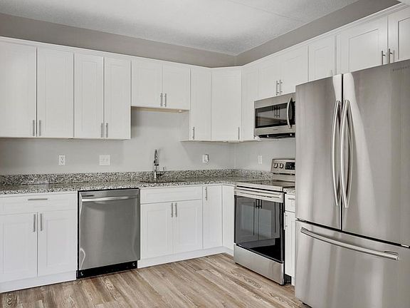 2nd image of 200 Cove Way Unit 114