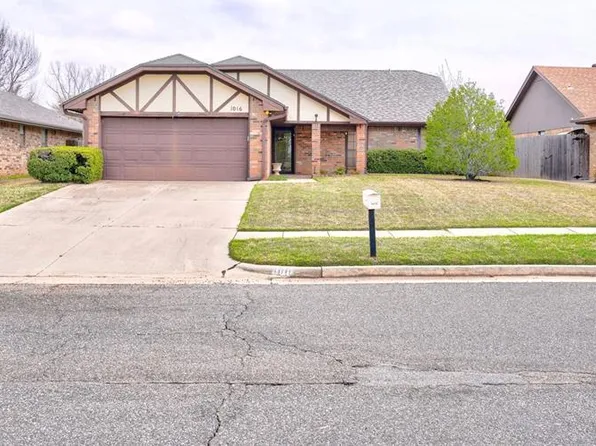 1016 Countrywood Ln, Edmond, OK 73012