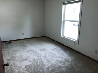 519 S Dodge St APT 4, Iowa City, IA 52240