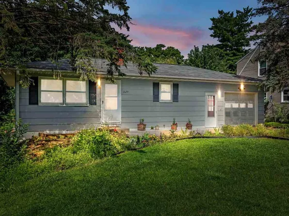 1629 Broadway St, Iowa City, IA 52240