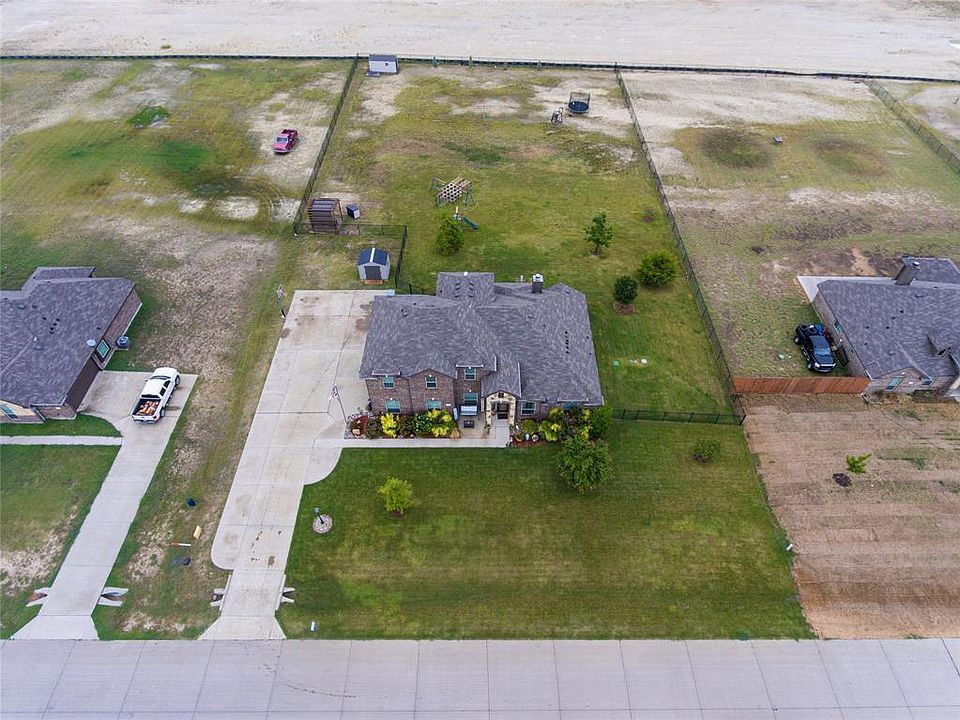 1st image of 155 Cardiff Ln