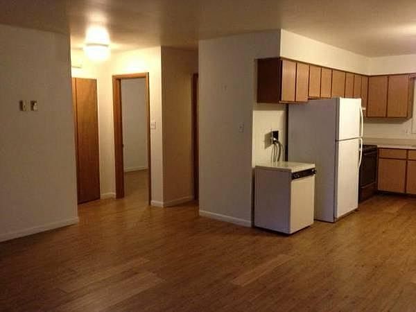 1st image of 1106 Lutz Ave