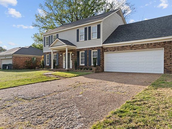3rd image of 6010 Fox Ridge Dr