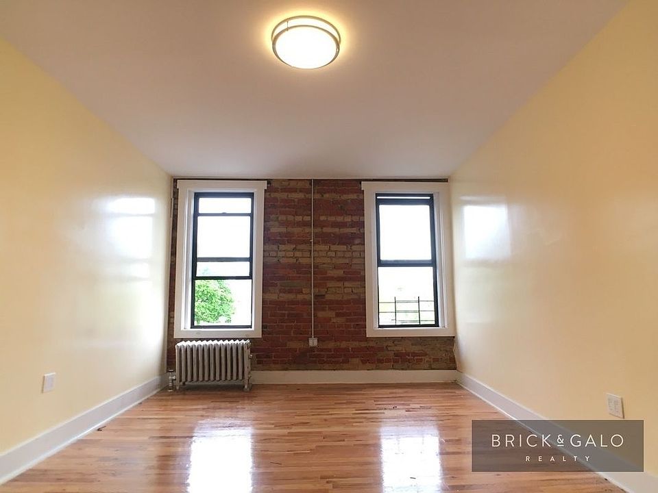 1st image of 292 Midwood St APT D3