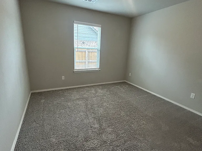 1502 E Utica Pl — Photo 30