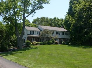 668 Salem End Rd, Framingham, MA 01702