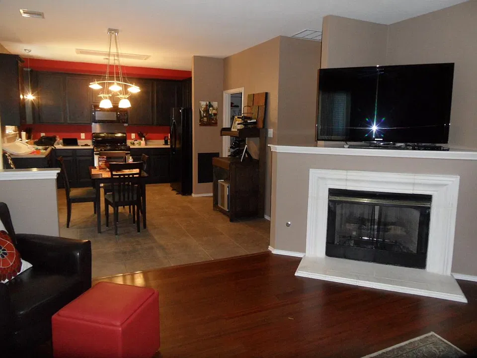 10536 Dunham Forest Rd