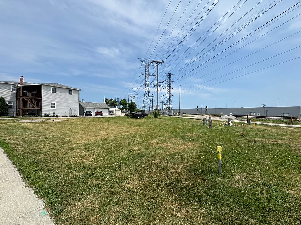 2nd image of 6617 Kane Ave