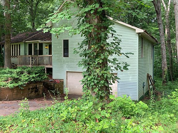 4th image of 1030 Summer Pl NW