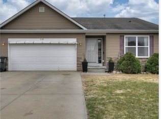 9025 Granville Pkwy, La Vista, NE 68128