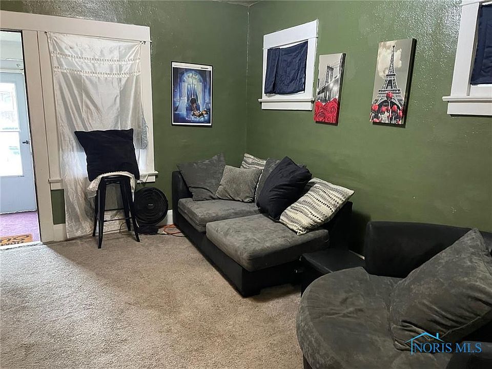 2nd image of 3806 Burton Ave