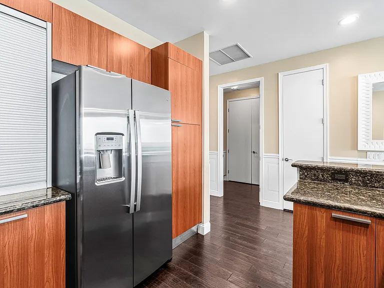 2650 Lake Shore Dr #2403 — Photo 6