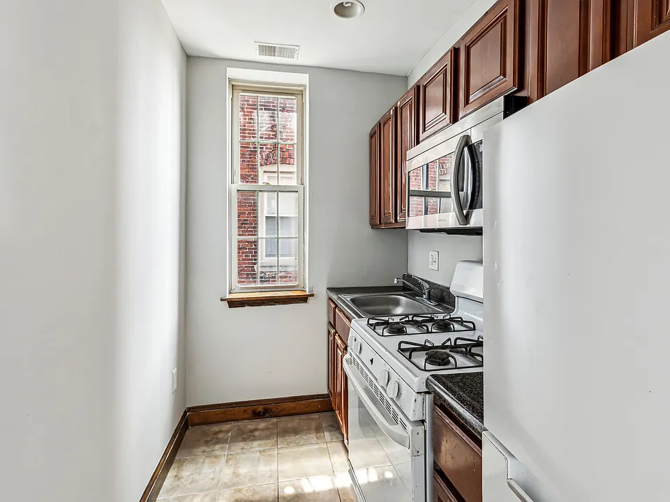 5101-21 Walnut St #A603