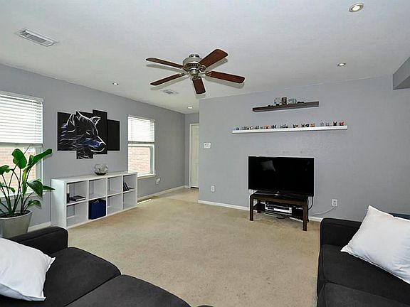4th image of 21814 Aspen Mist Ln