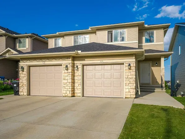 48 W Panatella Cmn NW, Calgary, AB T3K 0T5