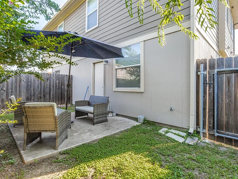 14416 Lewis Carroll Ln #A — Photo 28