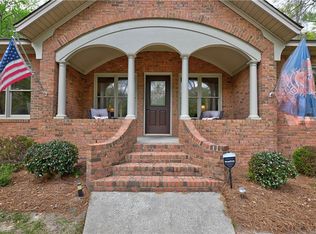 865 E University Dr, Auburn, AL 36830