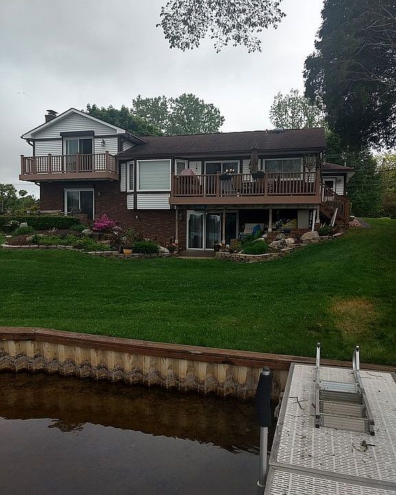 2nd image of 4236 Driftwood Dr