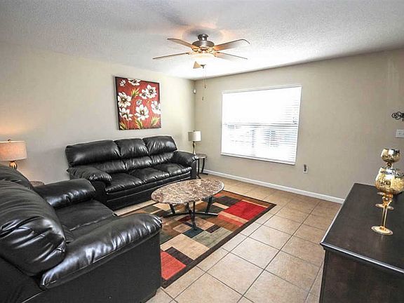 4th image of 1600 Corey Wood Cir