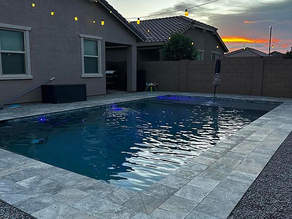3rd image of 17000 W WEEPING WILLOW Road