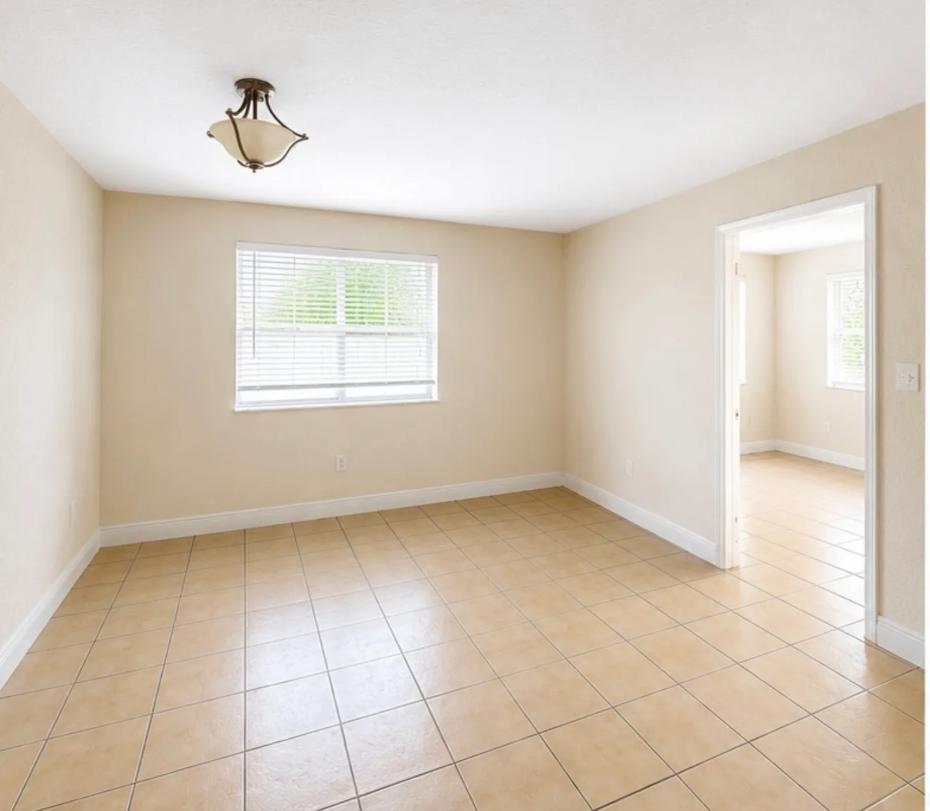 2 bed, 664 sqft, $1,650 — Photo 2