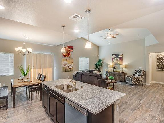 5th image of 904 Pecos River Pl