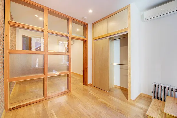 Rented by REAL New York | media 17