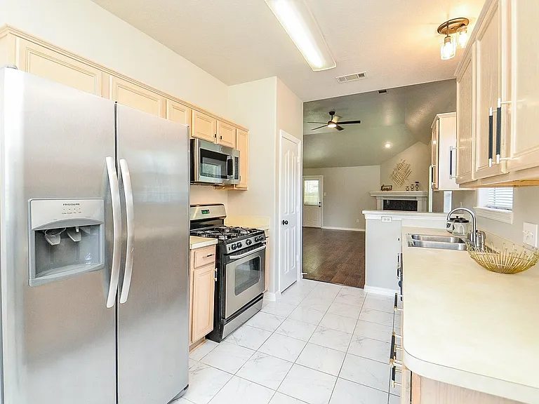 6146 Rocky Nook Dr — Photo 5