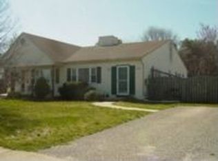 2082 Lamplighter Dr, Toms River, NJ 08753