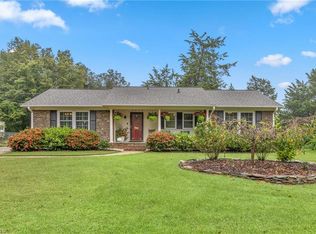 3004 Wellingford Dr, High Point, NC 27265