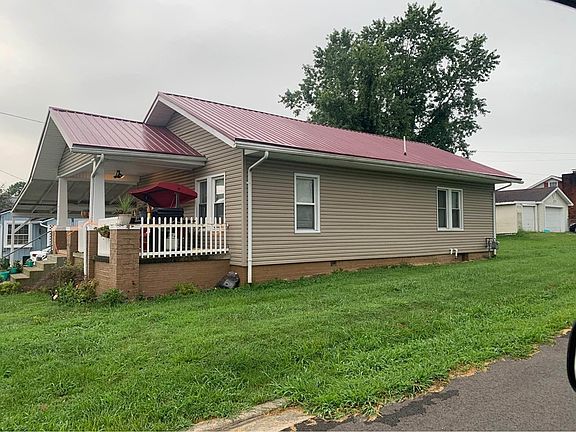 2nd image of 332 Calverts Ln