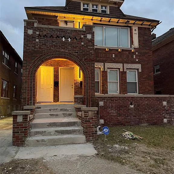 3747 Tyler St — Photo 1
