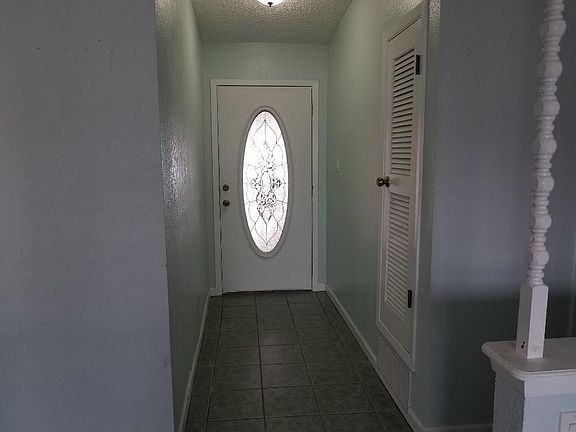 2nd image of 937 Saint Laurent Dr