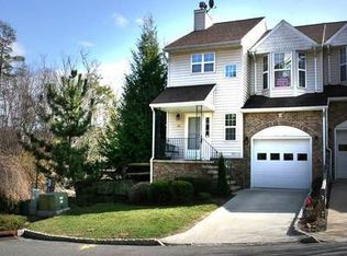 10 Timber Ridge Rd, Riverdale, NJ 07457