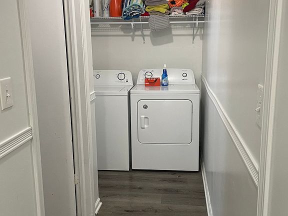 2nd image of 909 W 29th Ter #909