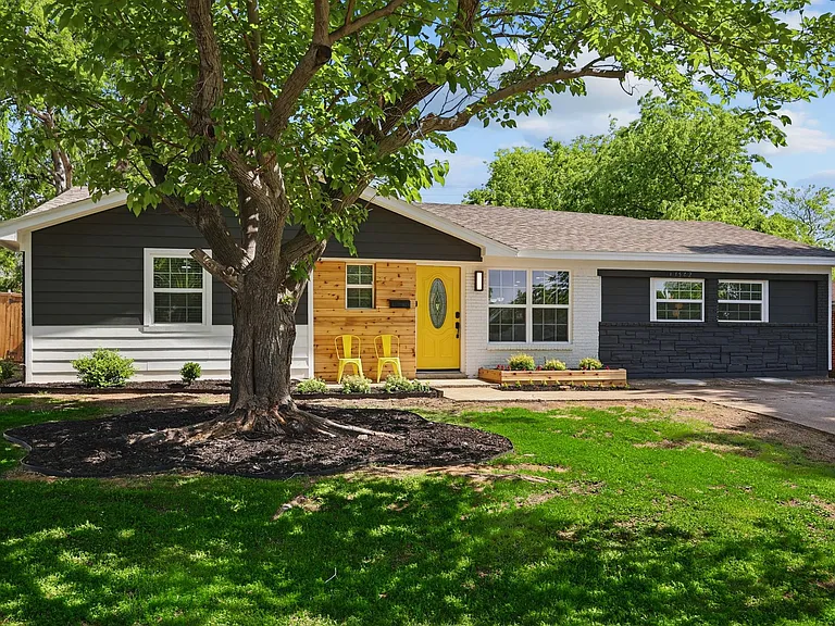 13542 Purple Sage Rd — Photo 38
