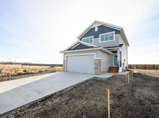 8625 N 128th Ave, Grande Prairie, AB T8X8C7