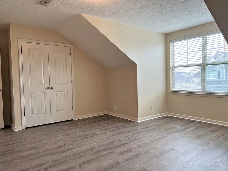 1934 Falsetto Ln — Photo 18