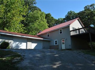 21737 N Castle Finn Rd, Marshall, IL 62441