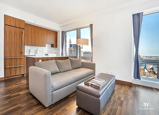 Rented by Warburg | media 3