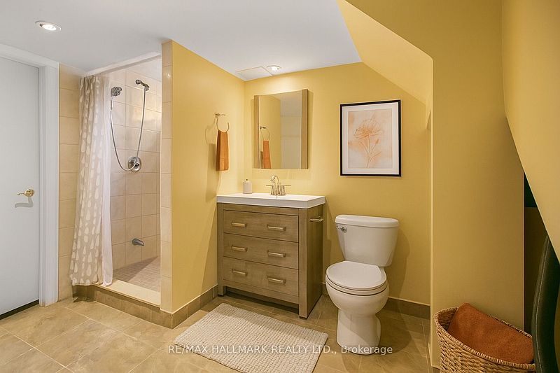 Mississauga House for rent - 3 Bedrooms — photo 7
