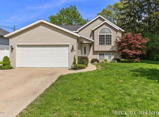 1134 Haines St NW, Grand Rapids, MI 49504