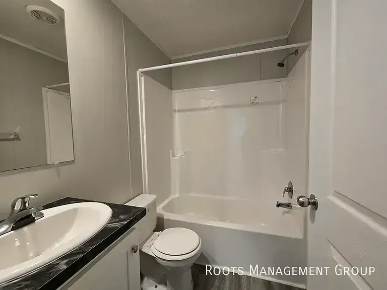 64 Eagle Dr #64 — Photo 12