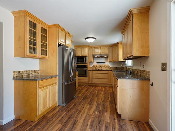 5th image of 11106 E 43rd Ave