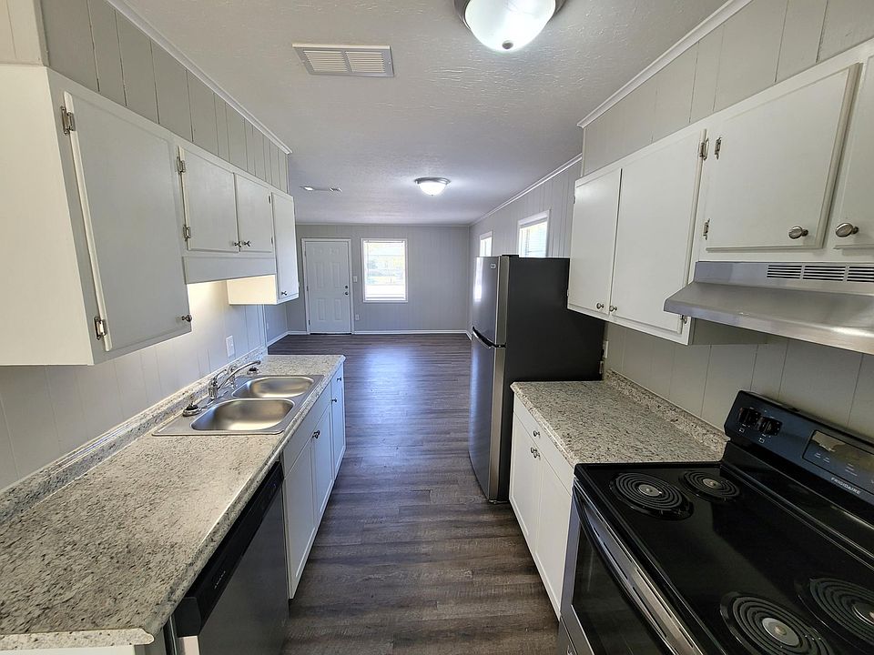 1st image of 200 Catherine St #116-A
