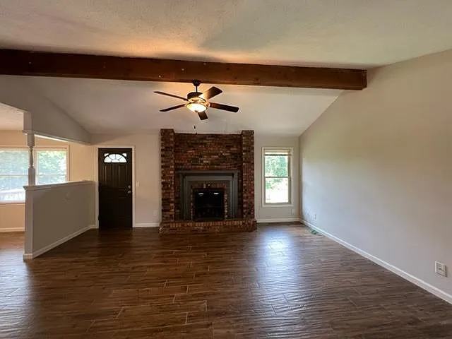 3859 S Hillcrest Ave — Photo 3