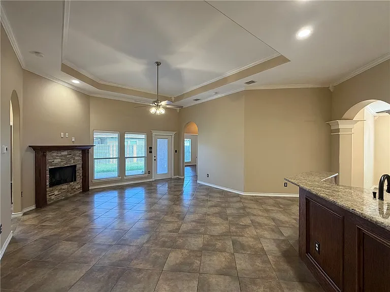 8317 Pocono Cir — Photo 7