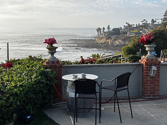 2nd image of 5802 Camino De La Costa